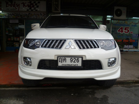 BODY KIT MẪU IMAR PAJERO SPORT